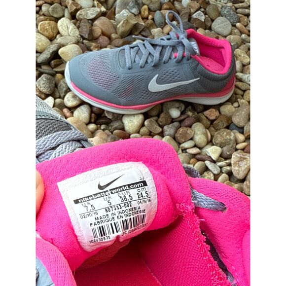 Nike Training In Season 5 Grey Pink Size‎ 7.5 - Picture 7 of 9